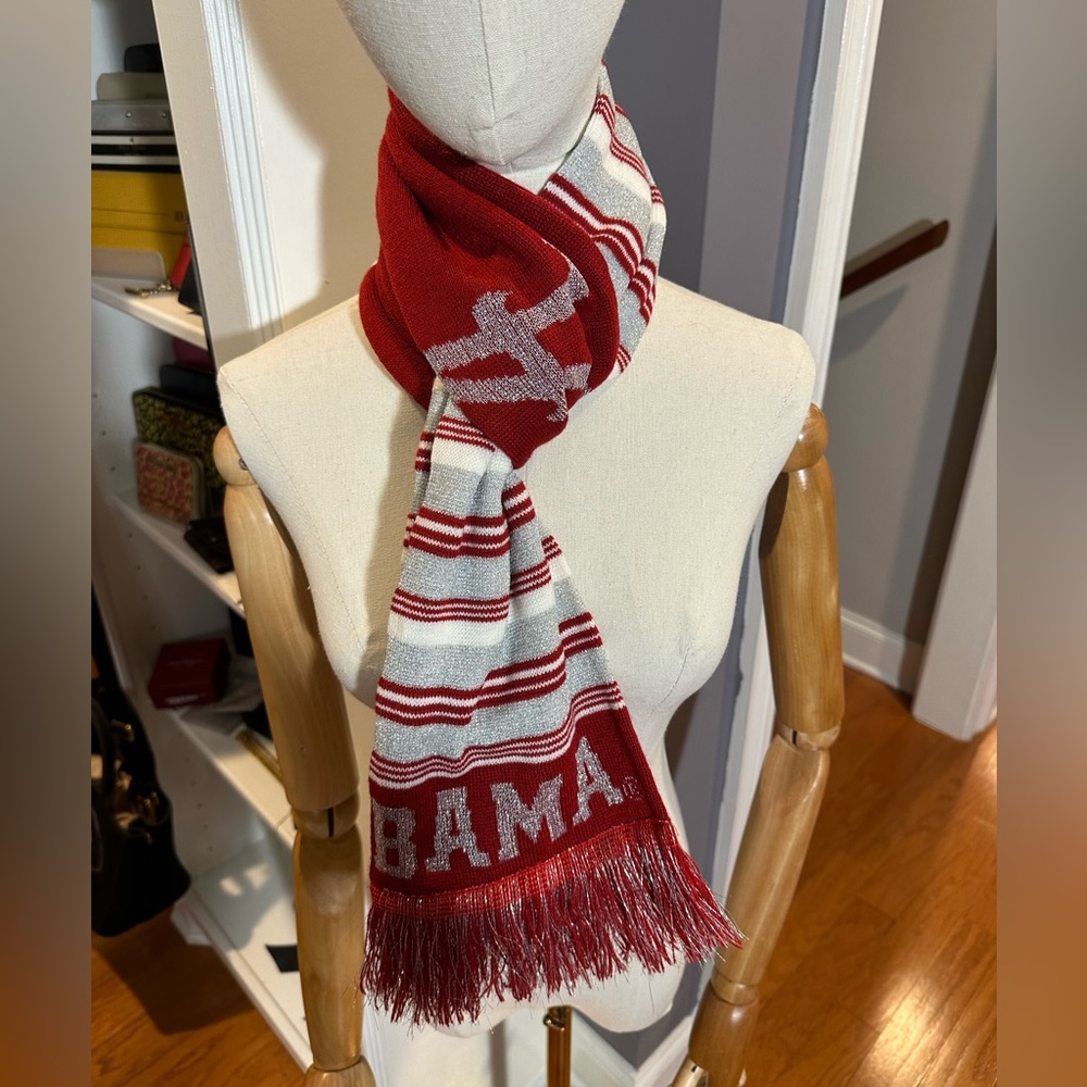 ALABAMA glittery scarf with fringe (same on both sides) NWOT